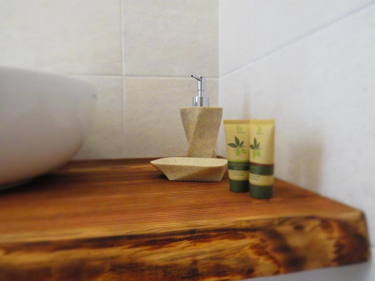 B&B A Pie Paganella Terre d'Adige ภายนอก รูปภาพ