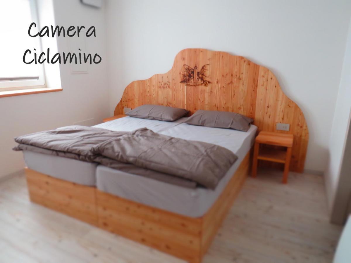 B&B A Pie Paganella Terre d'Adige ภายนอก รูปภาพ